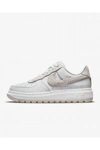 Nike Air Force 1 Luxe Erkek Ayakkabısı